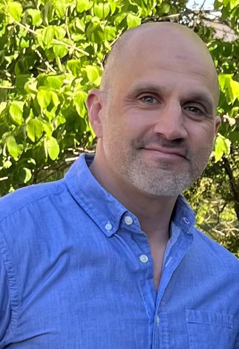 Vincenzo Headshot Image